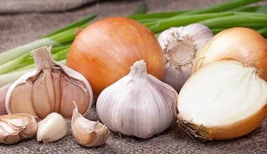 Cipolle e aglio per aumentare la potenza negli uomini